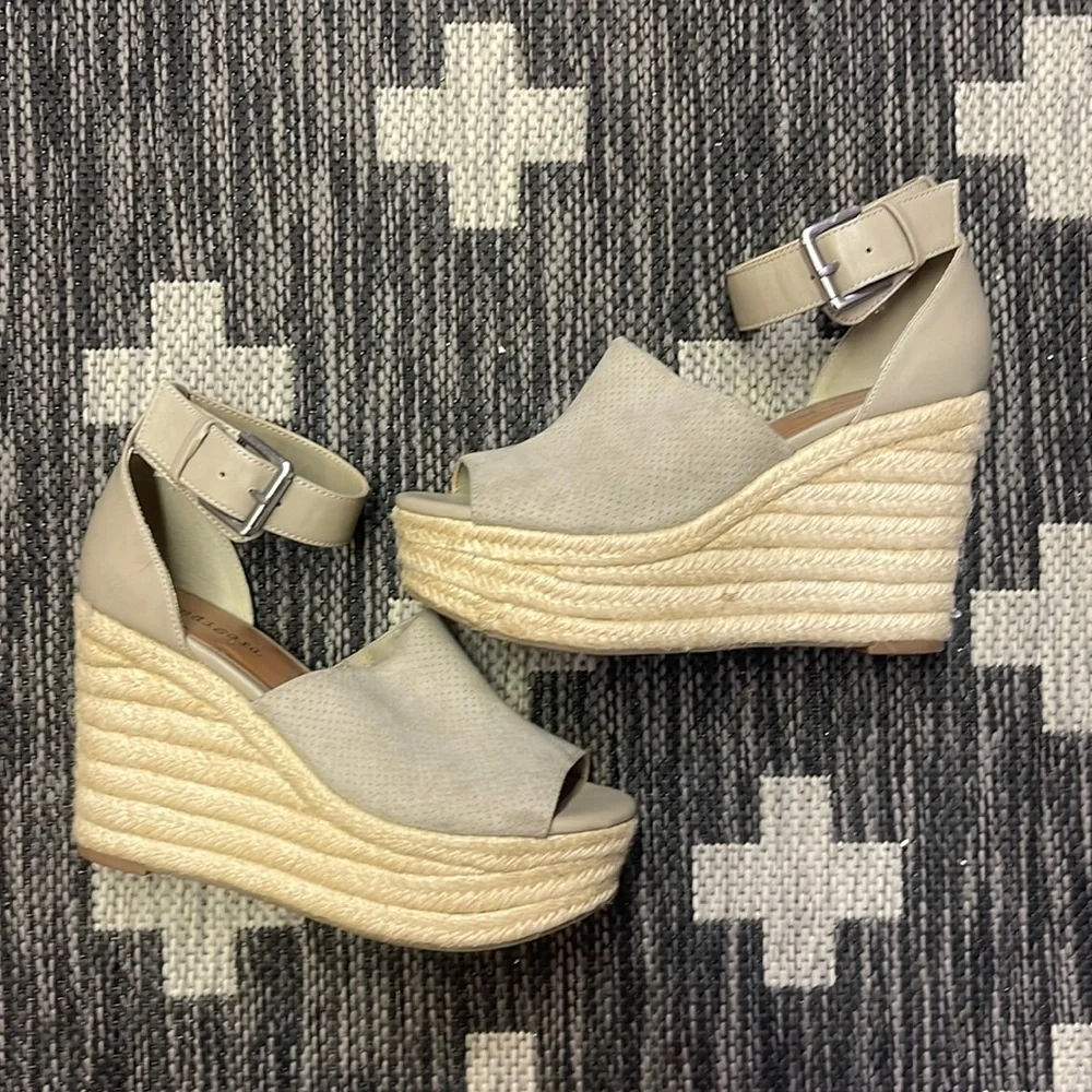 Indigo Size 5 1/2 Wedges - Picture 1 of 3